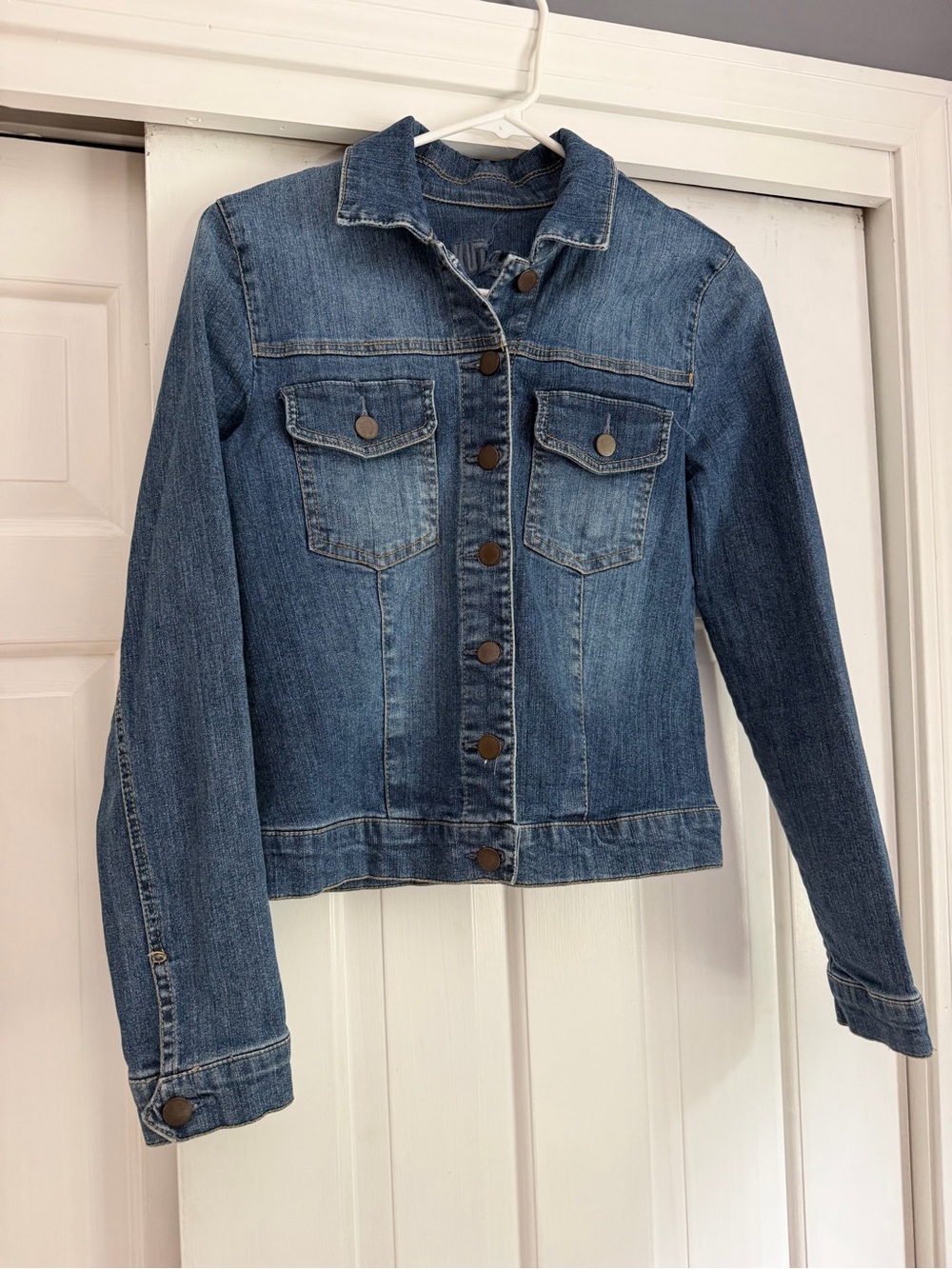 Kut from the Kloth Classic Blue Denim Jacket
